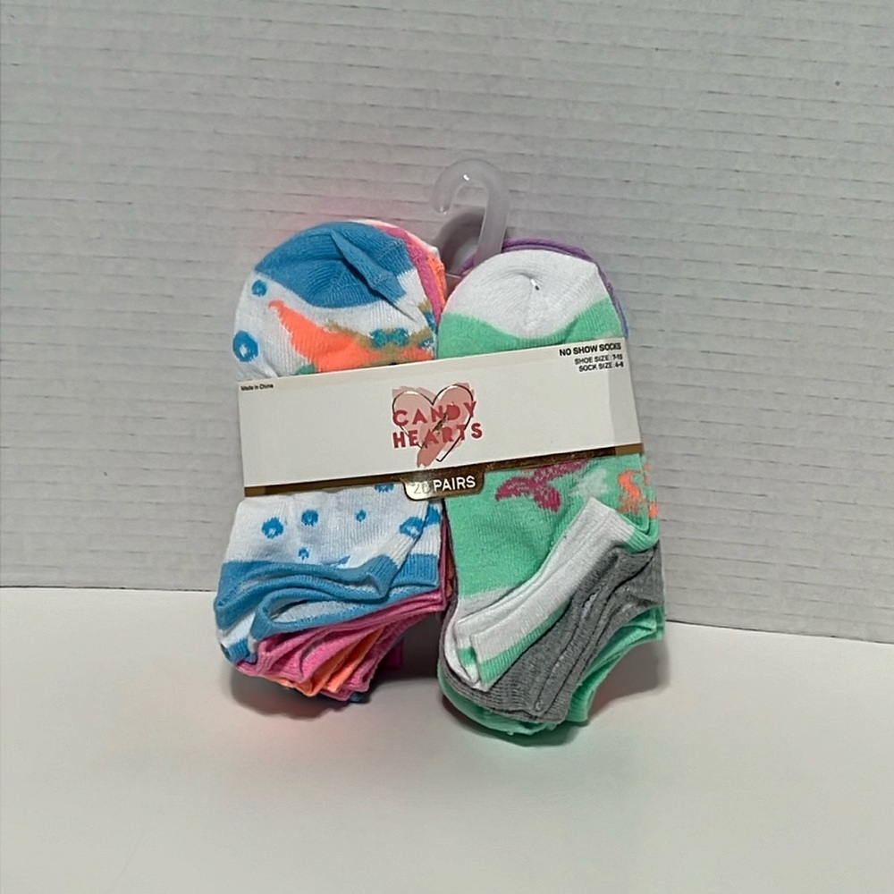 NWT Candy Hearts girls pack 20 pairs no show socks